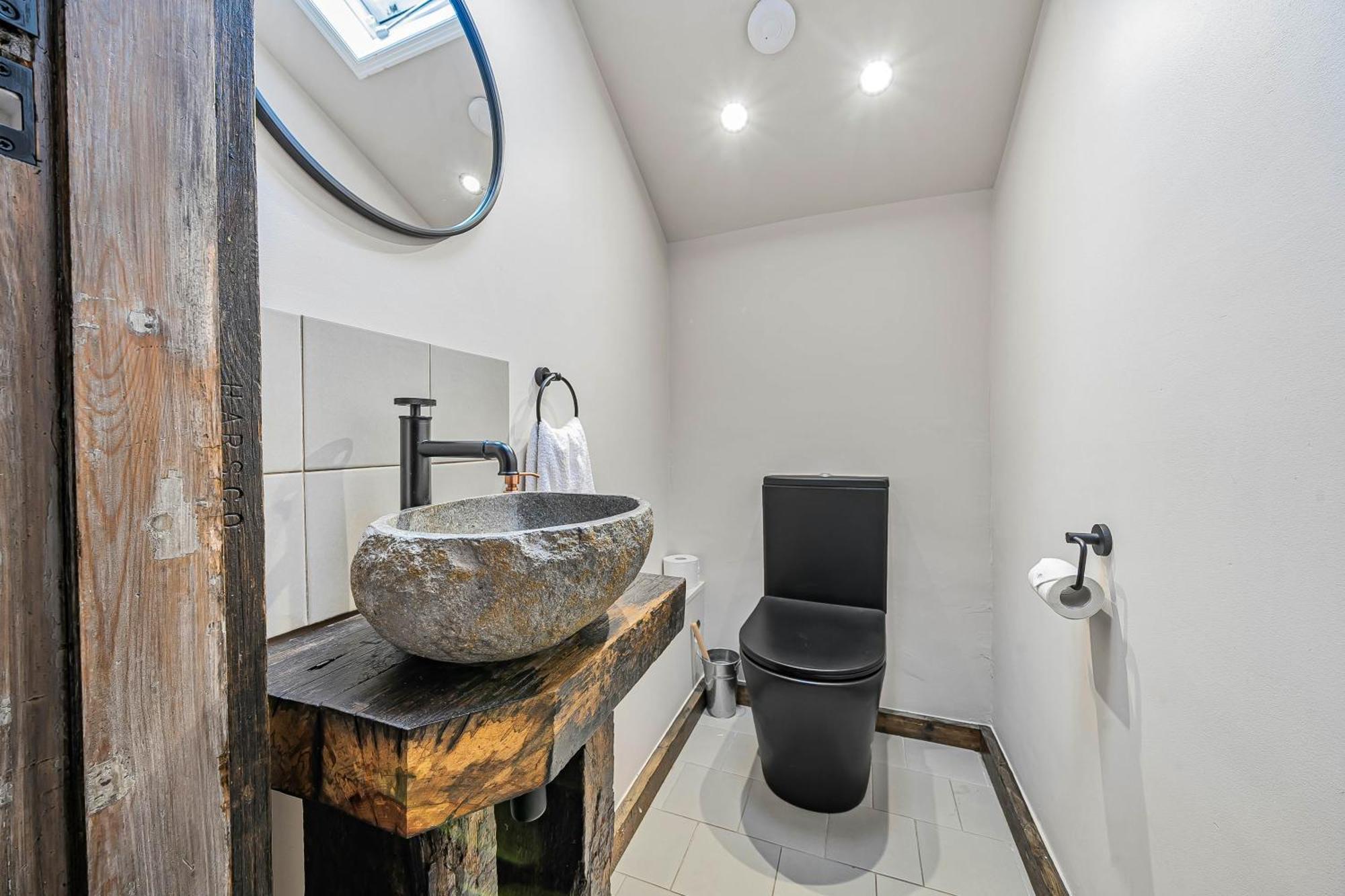 Quirky Retreats - Chester Rose Exterior photo